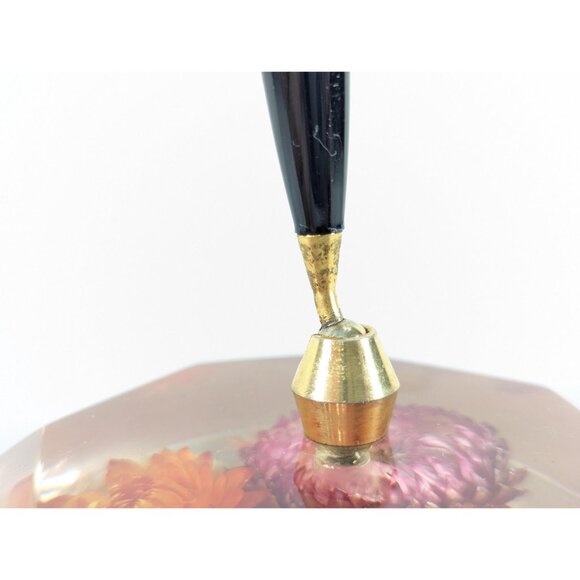 Vintage Lucite floral pen stand, Dried flowers encased in Resin Wedding - Picture 6 of 16